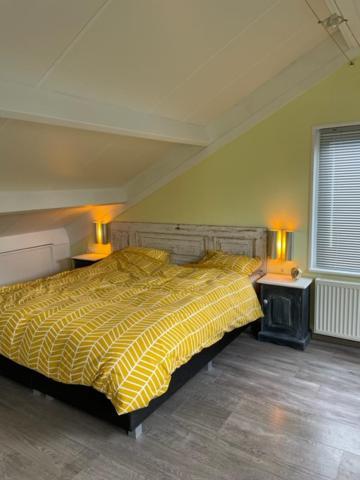 Onder De Pannen Apartment Stavoren Bagian luar foto